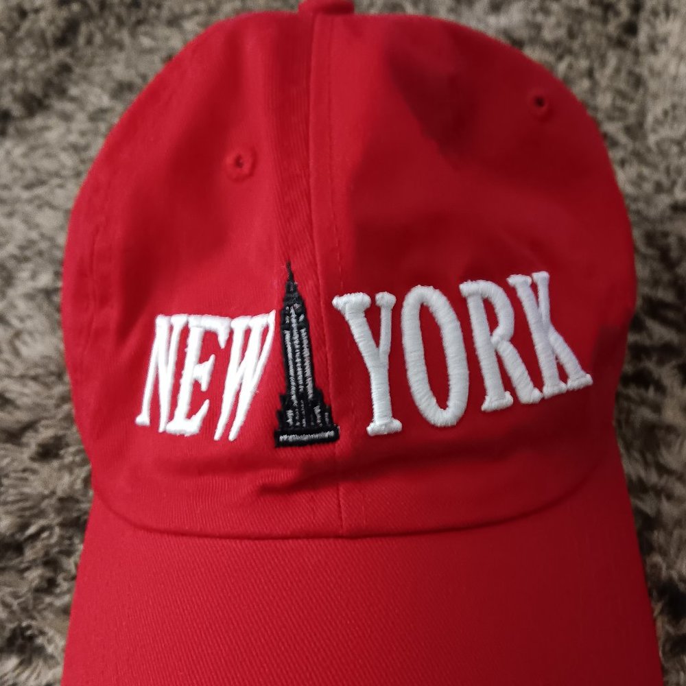 Newhatten red empire new York ball cap